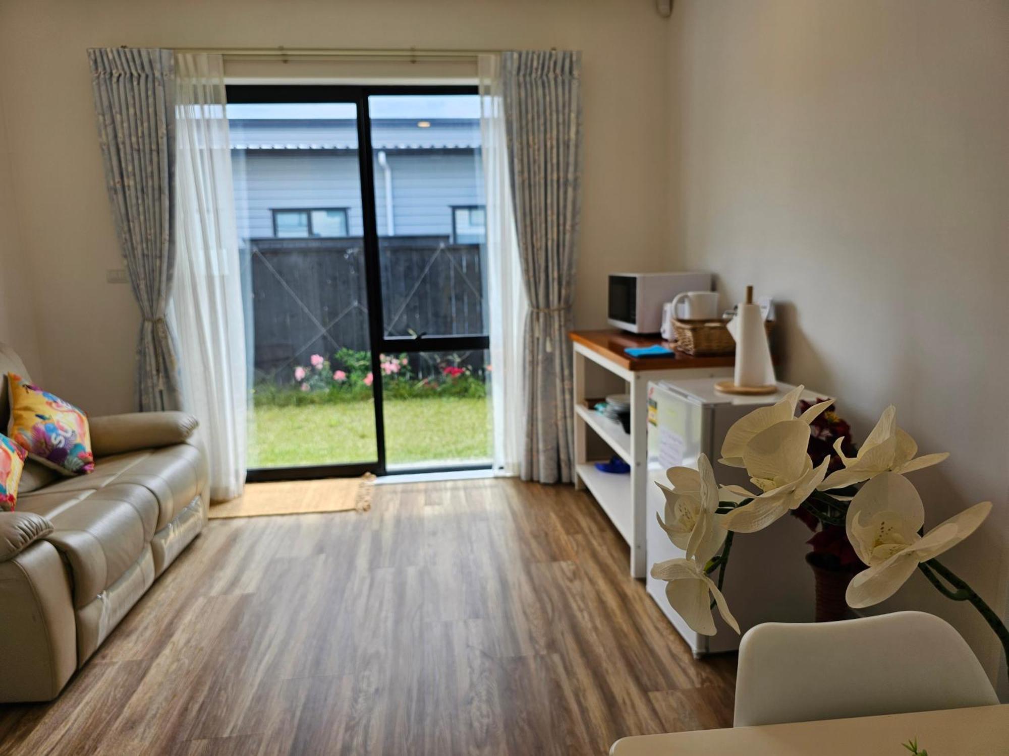 Apartment Tui Nest Garden Unit Silverdale
