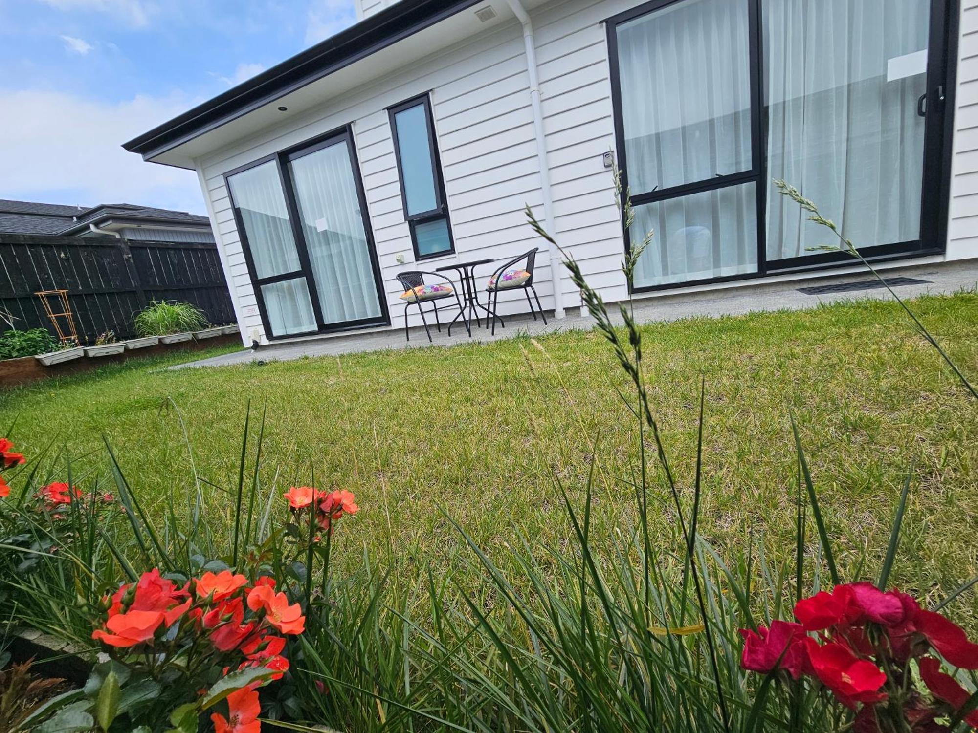 Apartment Tui Nest Garden Unit